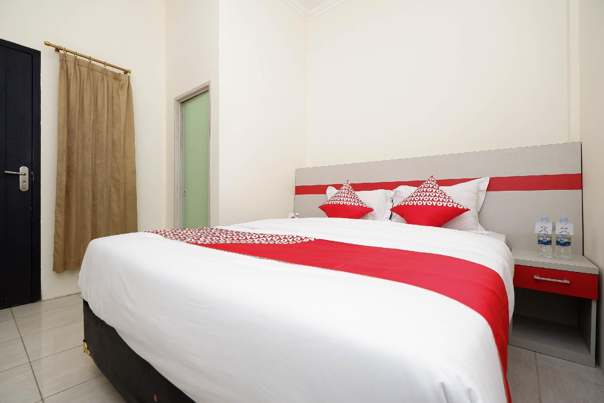 Super Oyo 1620 Sion Family Residence Grobogan Экстерьер фото