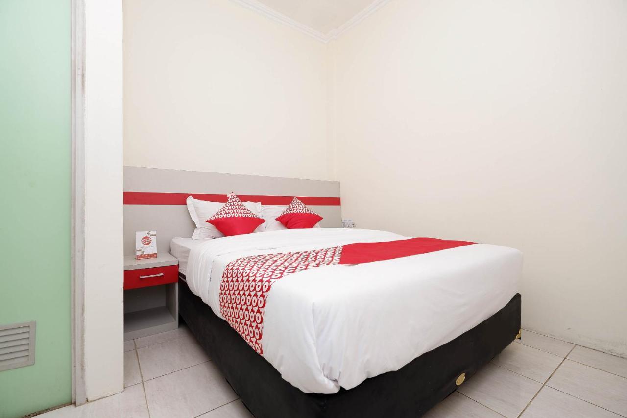 Super Oyo 1620 Sion Family Residence Grobogan Экстерьер фото