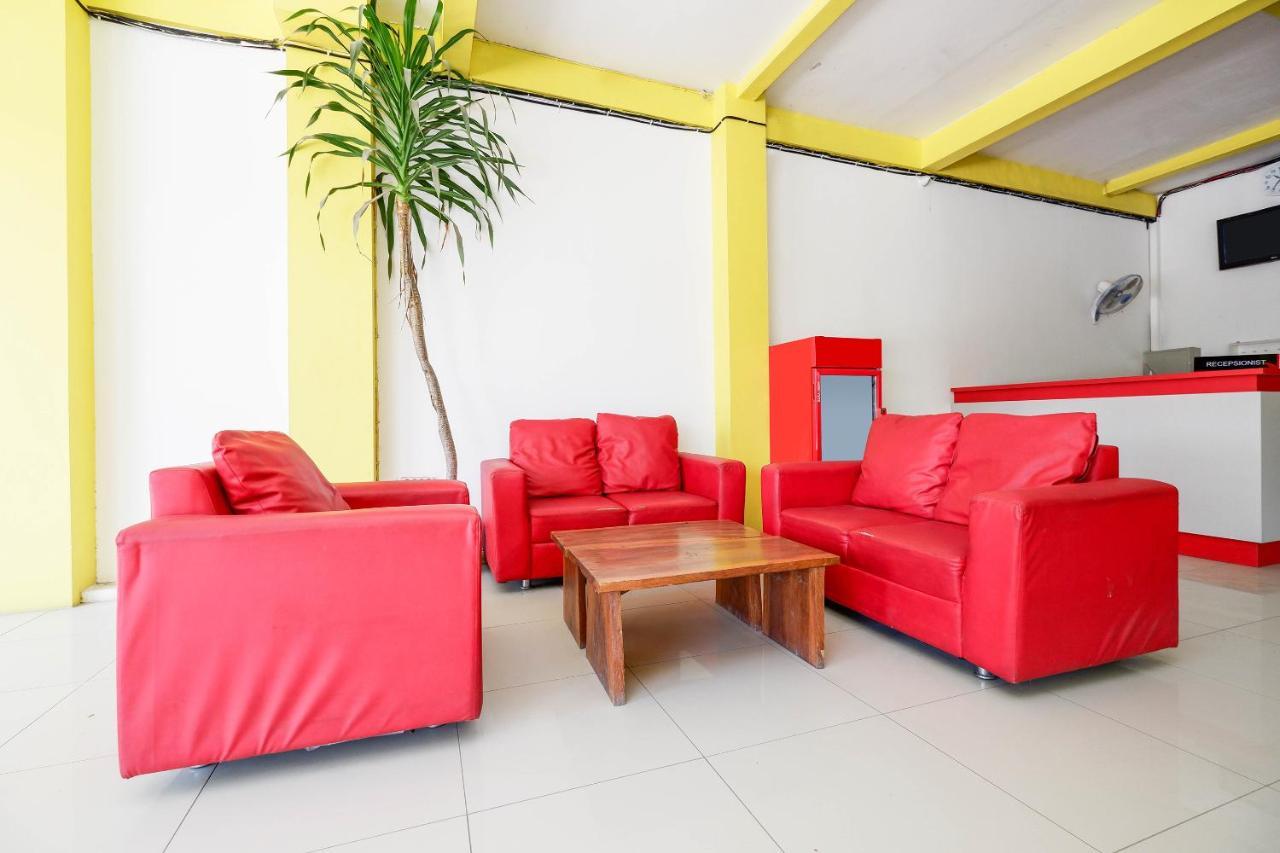 Super Oyo 1620 Sion Family Residence Grobogan Экстерьер фото